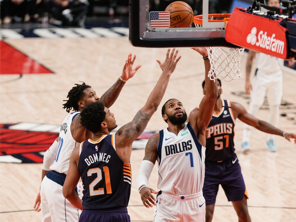 东契奇绝妙背传助攻 史密斯三分精准命中 对于球队而言,这一刻不仅仅是一记得分,还